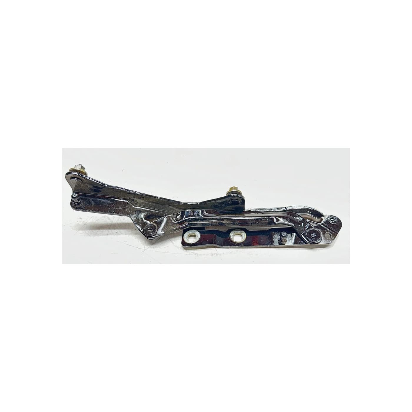 Петля кришки багажника RH 1714864-01-D Tesla Model 3 2024+ — Оригінал БВ