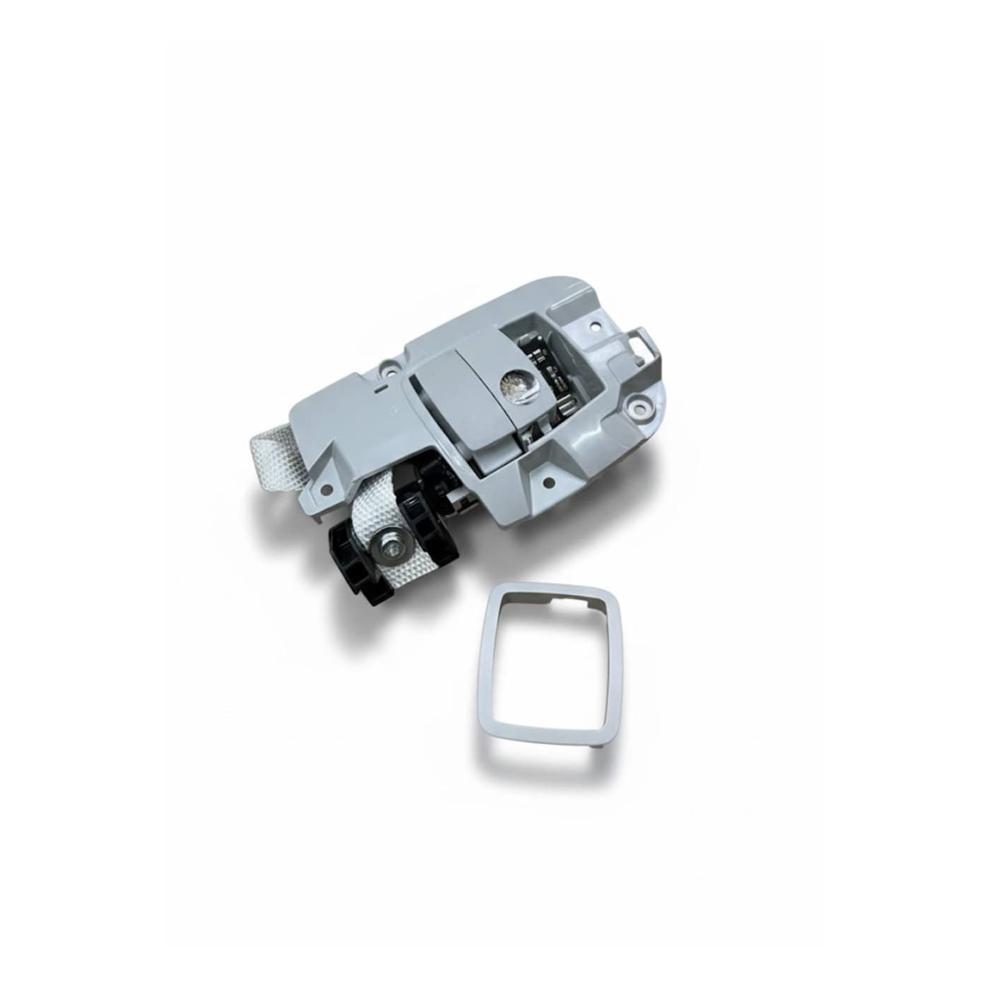Плафон боковой RH 1515339-00-D Tesla Model Y оригинал б/у — Оригинал БУ